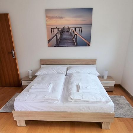 Apartmani Sunce I More Premantura Kültér fotó