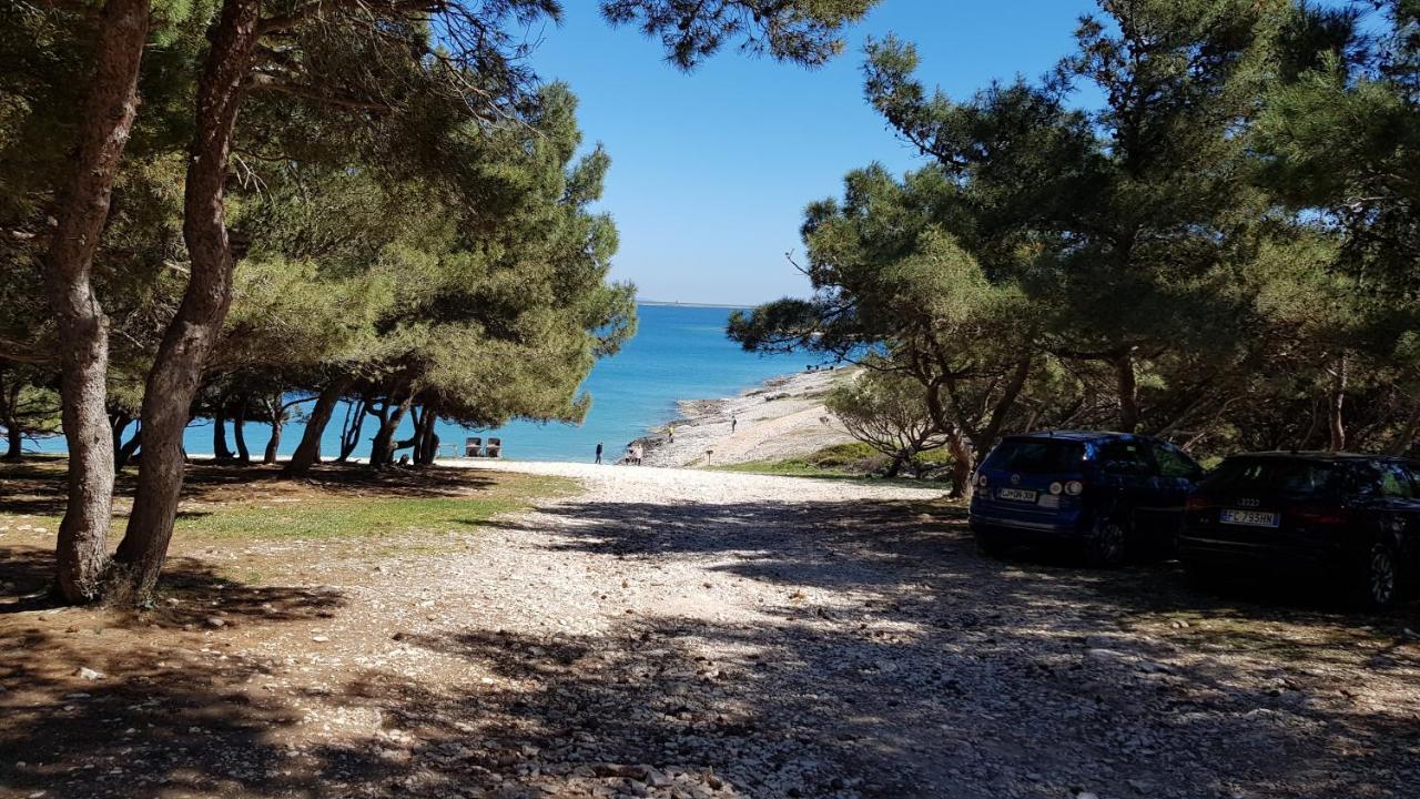 Apartmani Sunce I More Premantura Kültér fotó