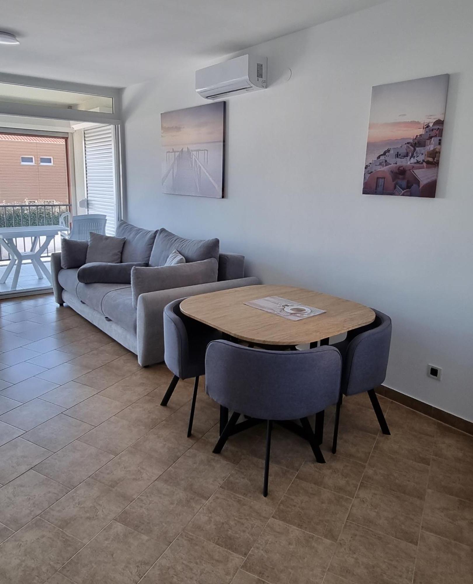 Apartmani Sunce I More Premantura Kültér fotó